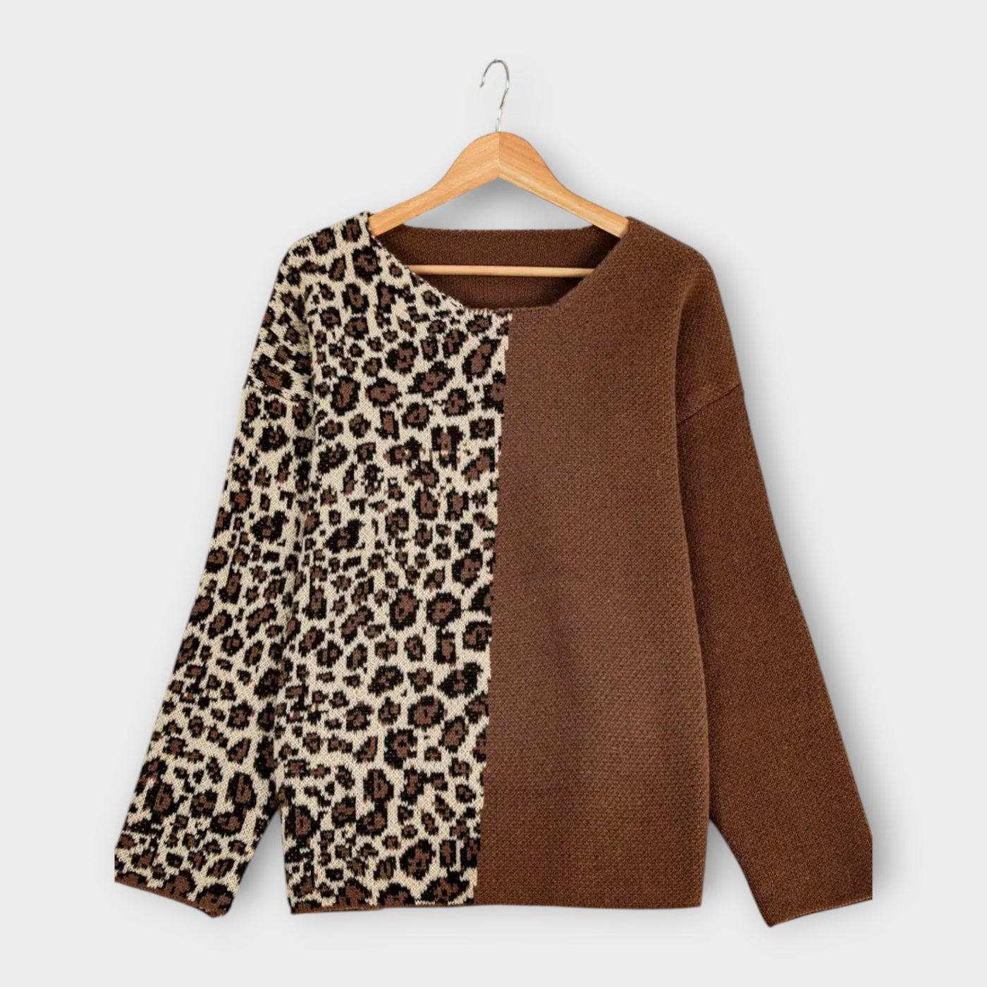 Marina | Casual Jumper with Leopard Print